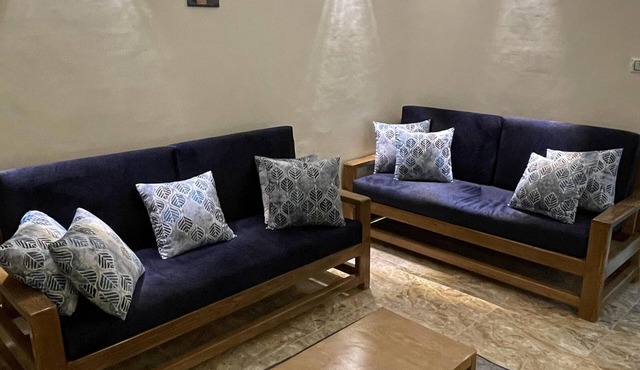 شقة مجهزة حديثة وسط الأقصر in Luxor