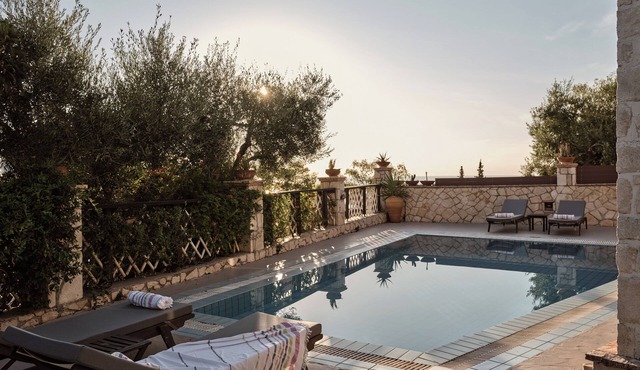 2 bedroom Apartment with private pool in Zakynthos