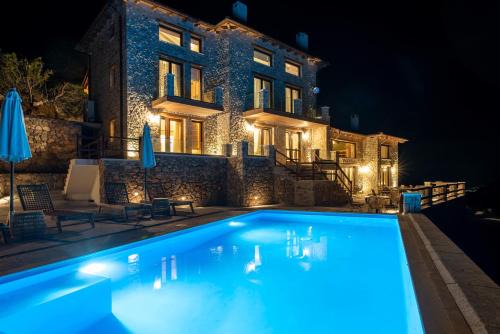 5 Raches Suites in Arachova