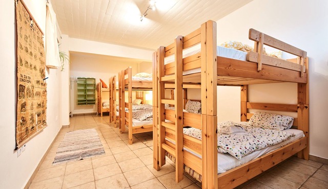 6-Beds Dormitory - Hostel Elisson in Kryoneri Korinthias