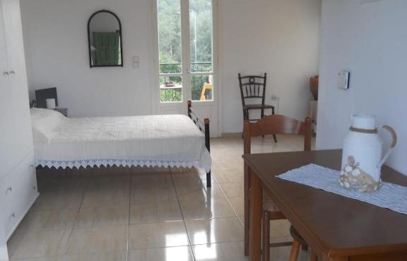 Afales Villa Studios - Kolieri in Exoyí