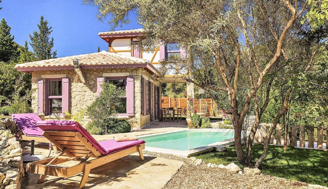 Amazing home in Lefkada with private swimming pool, can be inside or outside in Lefkada