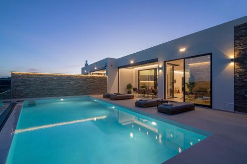 Anantia Villa 1 - Scenic View, 50 m2 infinity pool in Episkopi (Heraklion)