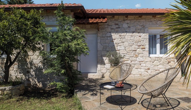 Anassa Garden Villas – 2 Private Villas with Garden close to the Beach in Nea Moudania