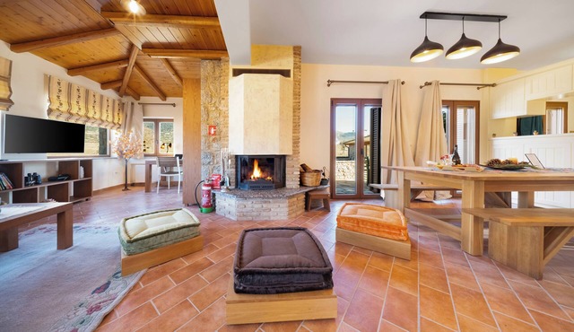 Anemos Mountain Villa - Your Perfect Mountain Retreat in Arachova