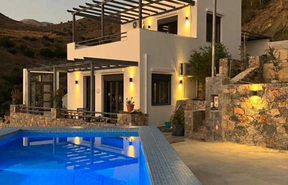 Anifora Seaview Villa in Agios Pavlos