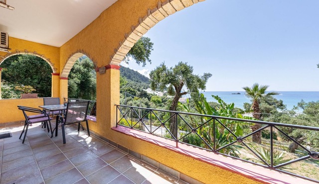 Apartment '2 Bedroom with Sea View 7' with Sea View, Wi-Fi and Air Conditioning in Corfu