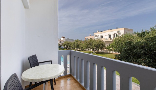 Apartment 'Popi 3 Adults' with Sea View, Wi-Fi and Air Conditioning in Agia Marina