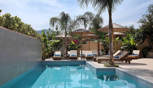 Apartment "Villa Dionysia A2" close to the Beach with Shared Pool & Wi-Fi in Zakynthos
