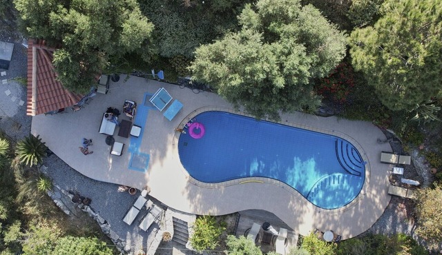 Ariana's villa- Guests call it "a little paradise" in Kounoupitsa
