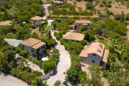 Armonia Houses in Vasilikos