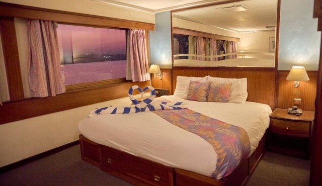 Aton Nile Cruise in Turah
