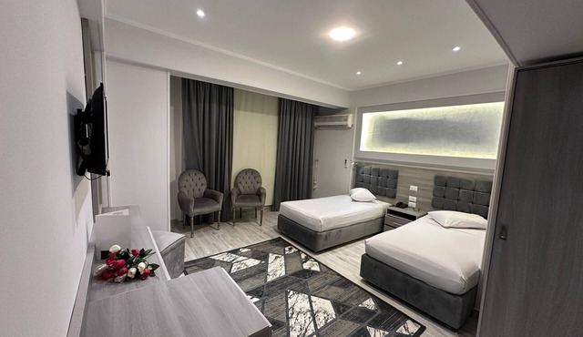 Aura Inn Hotel Cairo in Giza