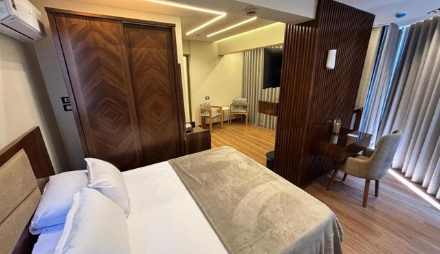Azurea Suites in Alexandria