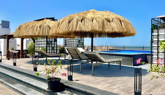 Bali Style Double Room- Roof Top Pool & Sleeps 2 in Hurghada