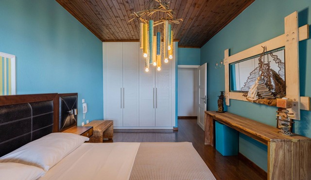 Beachfront " Villa Efharis " in Platamon
