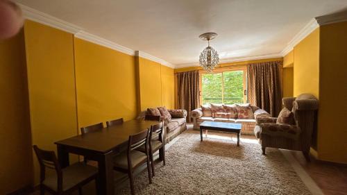 Beautiful 2 bedroom apartment near Cairo International Airport in Nasr City in Cairo