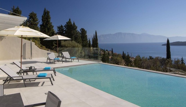 Brand new Villa Eos with endless view & close to beach & Nidri in Lefkada