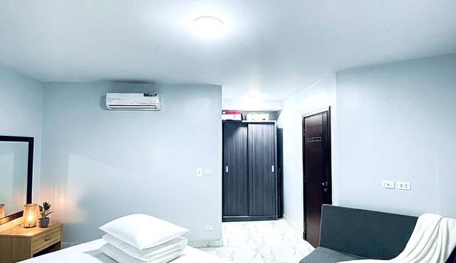 Bright and Airy Chalet Near the Beach in Port Said