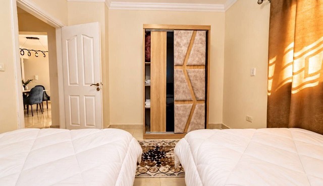 Bright&Cozy Apart 10 Mins away from the Airport in Cairo Governorate