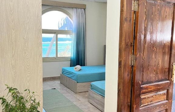 Calma blue house
