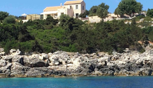 Casa di CLO sea front stone property,private pool, Fiscardo 500 m in Borgo Fiskardo
