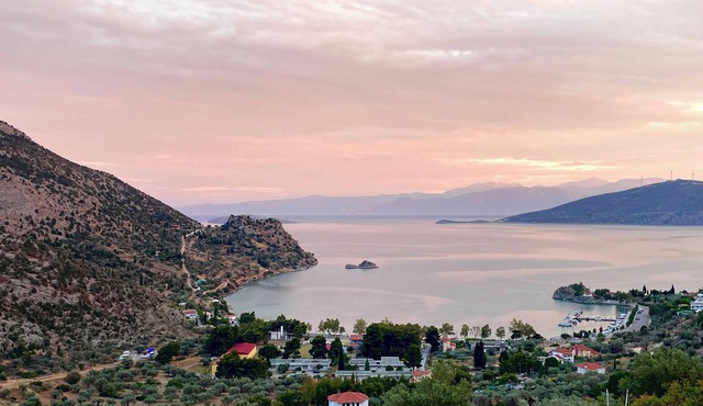 Casa Taki - idyllic vacation home near Delphi in Antikyra