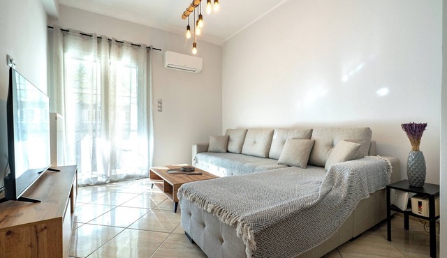 Central Nea Smyrni 2BR Apt-Near Transport by ΜΡS in Nea Smirni