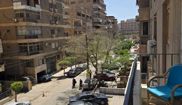 Clam and clean apartment near all basic locations . in Cairo Governorate