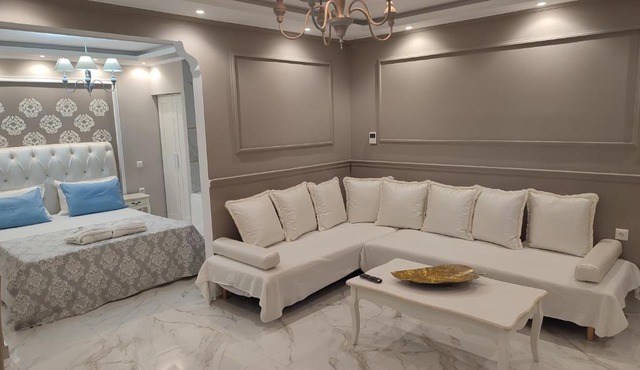 Come to K A M House 2 - Σουίτα Ημιυπογείου in Tríkala