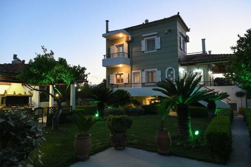Corinthian Green Villa in Vrachati
