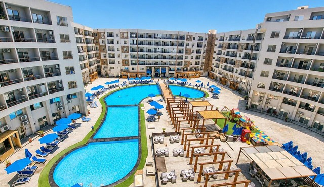 Cozy Studio with FREE Private Beach Access in Tiba Golden Resort in Hurghada