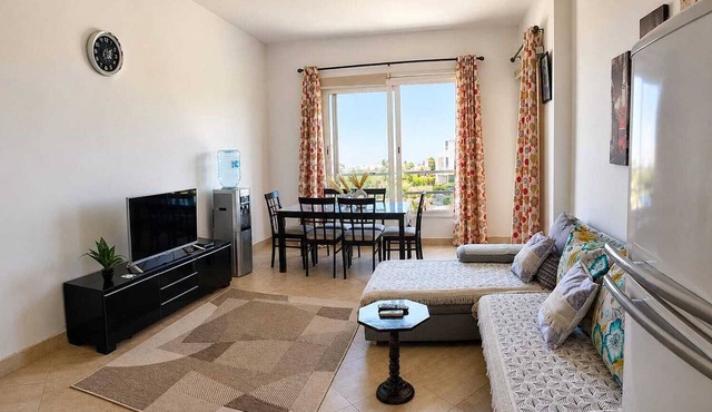 Delightful 2-bedroom chalet with Sea View in Amwaj in Marsa Matrouh Governorate