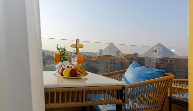 Diamond Pyramids View Inn