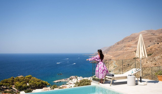 Dóma, panoramic views, and pool. in Hora Sfakion