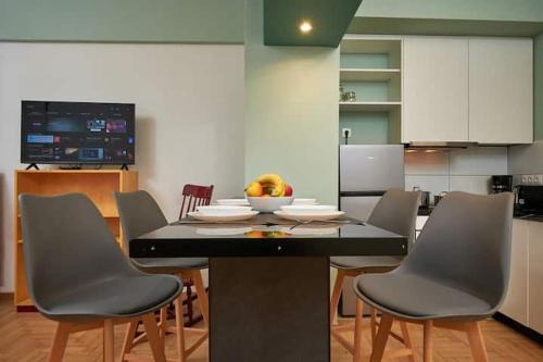 Downtown Dream Studio Retreat in Athens! in Athens