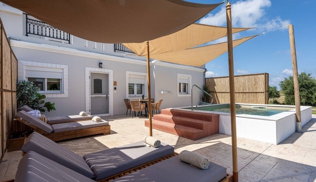 Elaionas Luxe w/Private Pool : No.2 in Mastihari