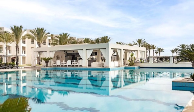 Elegant Room for Relaxing Beach Breaks w/Pool & Free Breakfast Near Almaza Bay