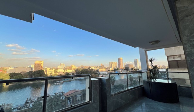 ELITE Premium 3 En-Suites Nile Residence in Giza