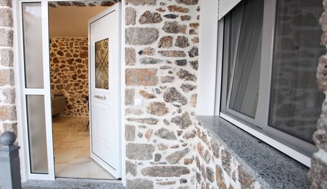 Elysian Stone Apartment II in Litochoro