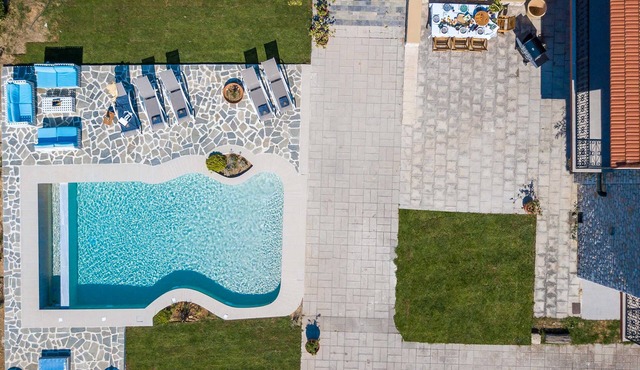 Emarmene Wine & Vineyard Retreat – Private Villa with Pool near Rhodes in Rhodes