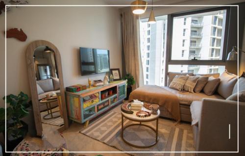 Emy's Chic Sunny Studio in Zed Towers in Sheikh Zayed