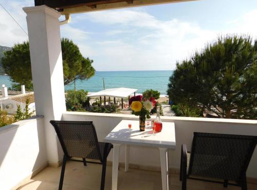 Evgenios Studios in Agios Georgios Pagon
