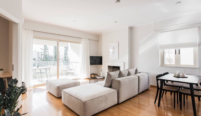 Exquisite 2BR Apartment in Agia Paraskevi in Agia Paraskevi