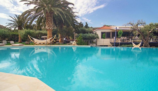 Glorious Agios Vasilios Suite | Gifso Suite | 1 Bedroom | Infinity Pool in Agios Vasilios