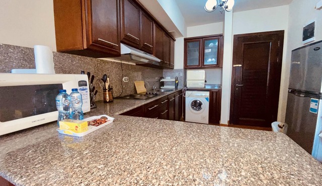 Golf Porto Marina, 2-Beds, Sleeps 7, Beach Access in New Alamein