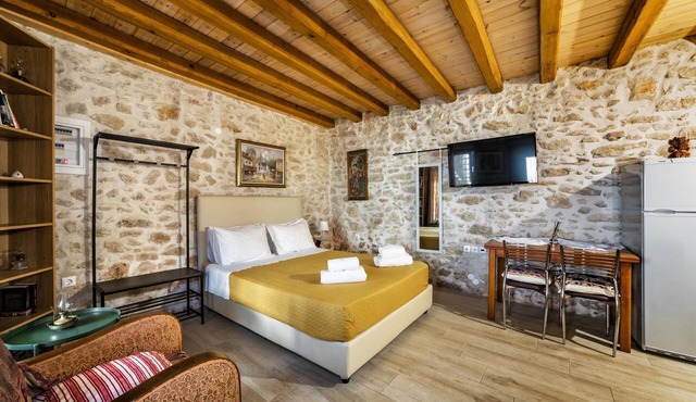 Guest House Aphrodite ground in Kato Archanes
