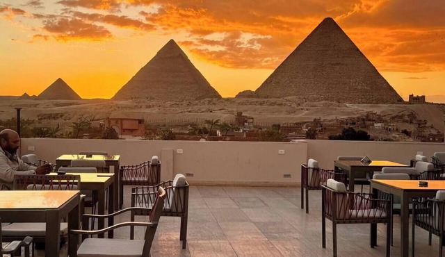 Heaven Of Pyramids in Al Haram