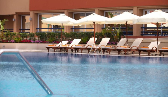 Hilton Alexandria Green Plaza in Alexandria