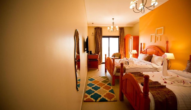 Holy Family Hotel in Jabal aţ Ţayr
